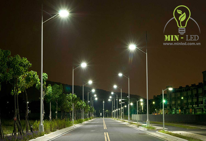 Đèn LED Rạng Đông chiếu rọi mọi cung đường -1