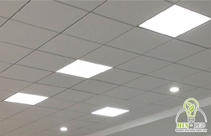 Đèn LED âm trần Trung Quốc có chi phí rẻ 